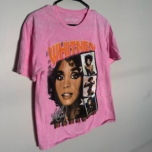 Women’s Whitney Houston T-shirt medium